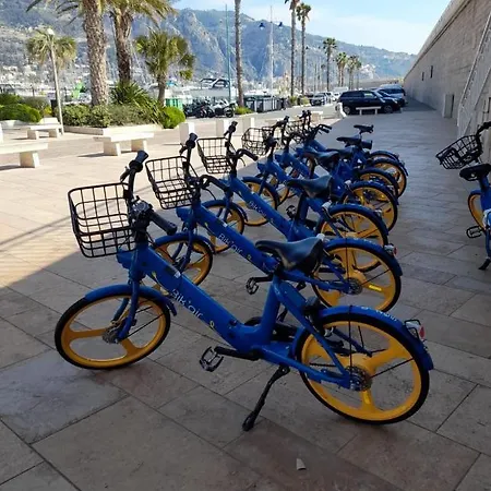 Διαμέρισμα Attico Victoria Palace Suggestivo E Spettacolare Μεντόν