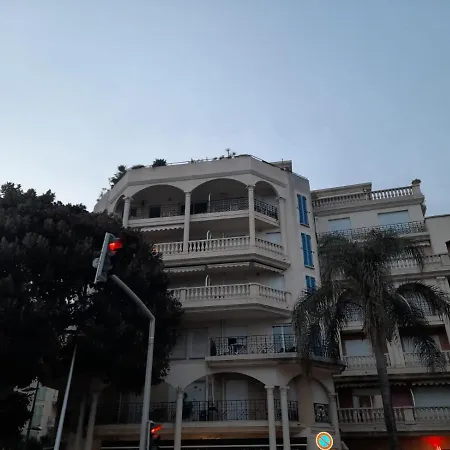 Attico Victoria Palace Suggestivo E Spettacolare